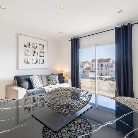 13 Legof - Superbe 2 Pieces Avec Balcon Au Coeur De ! شقة