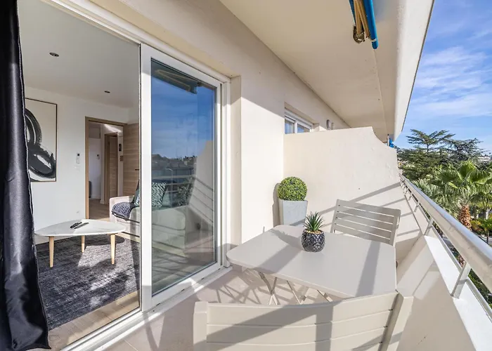 13 Legof - Superbe 2 Pieces Avec Balcon Au Coeur De ! * Cannes
